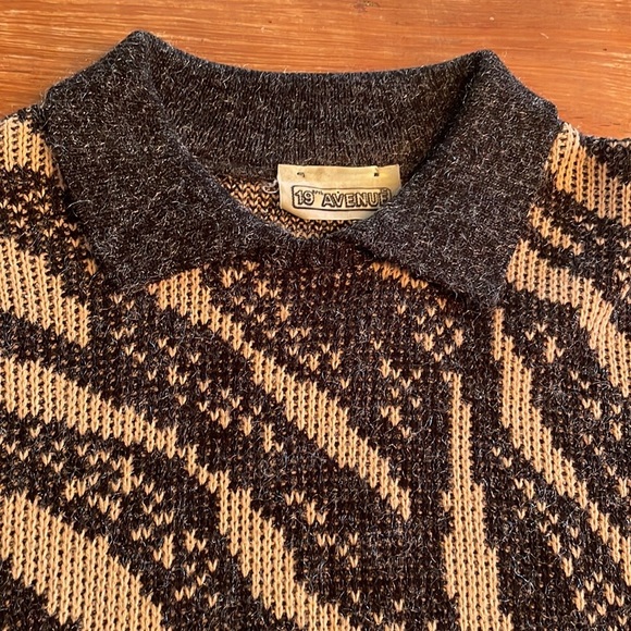 Vintage abstract knit sweater with collar, metallic detail. Size L. Black/beige - Picture 6 of 7